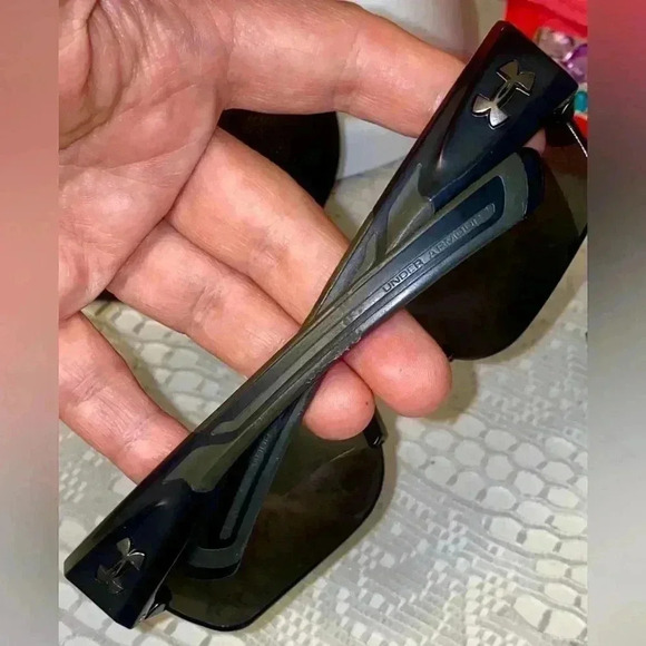 Under Armour sunglasses  🕶️. Used - Picture 3 of 7